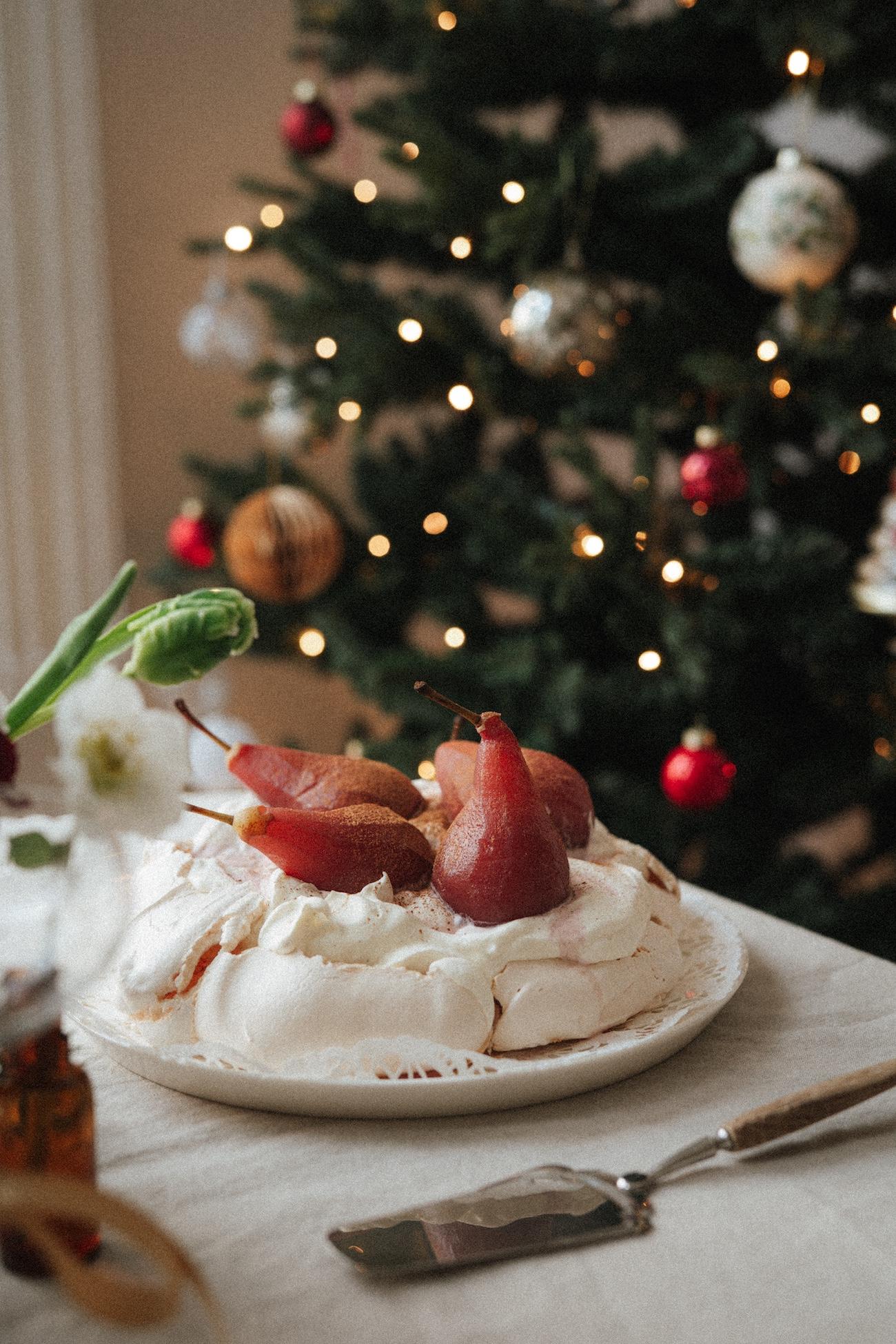 Joulupavlova & Glögipäärynät