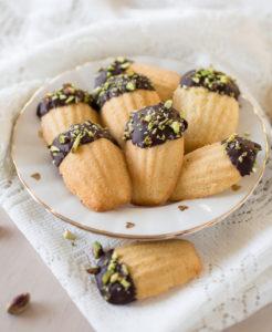 Suklaiset Madeleine-leivokset