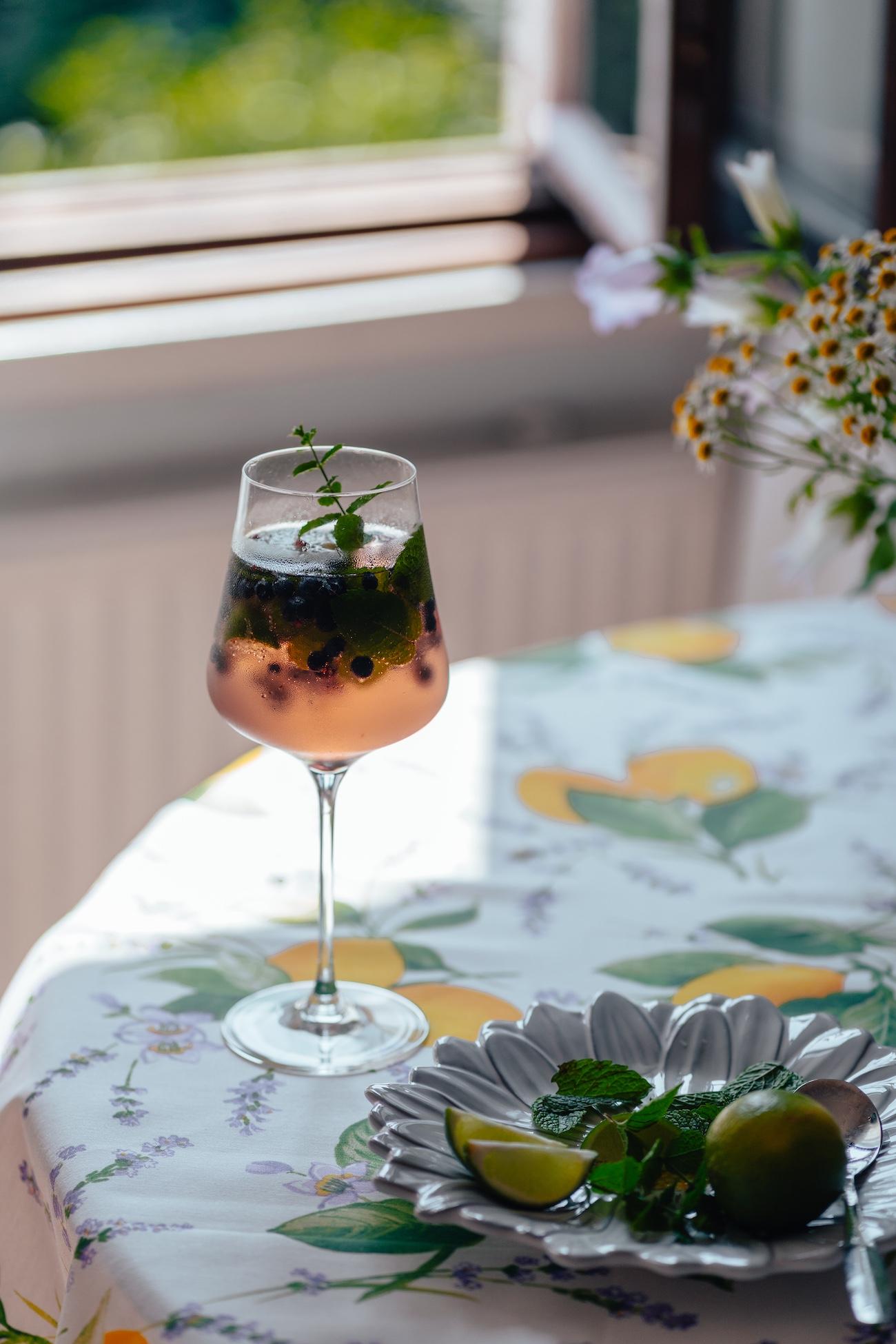 Mustikka Mojito